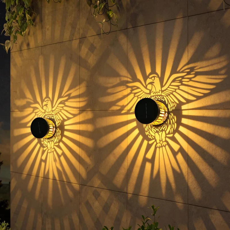 Solar-Laterne mit aufwendigen Mandala-Schnitzereien und warmem LED-Spotlight Skanto