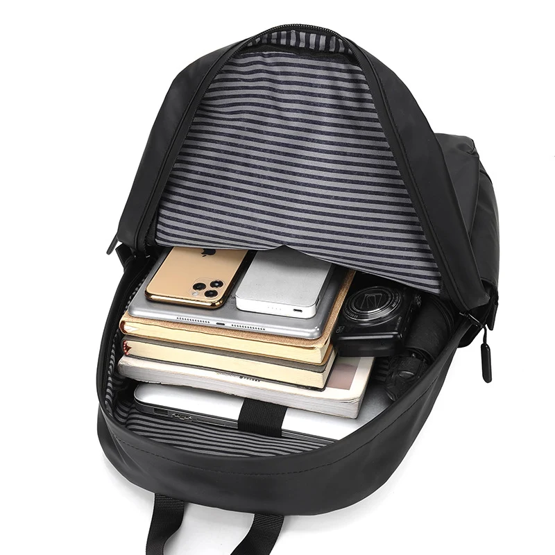 Wasserfester Slim-fit Laptop Rucksack Brehn