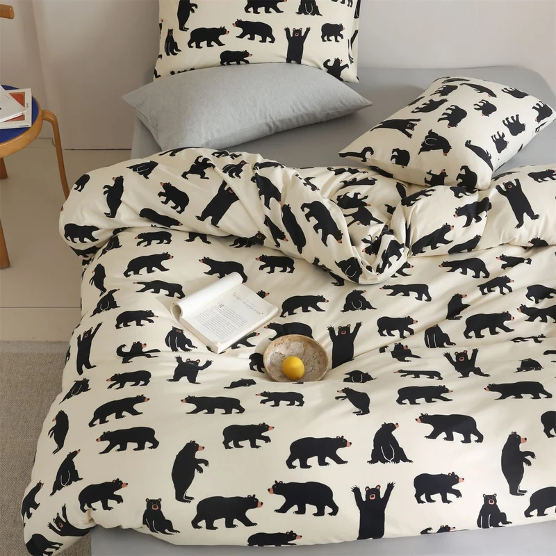 Wendbares Duvetbezug- und Kissenbezug-Set aus Baumwollsatin mit Teddybär- und Mondprint