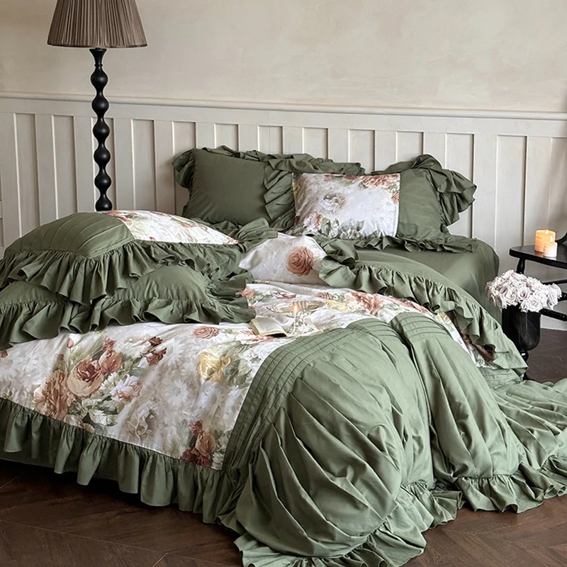 Luxuriöses Bettwäsche-Set aus Baumwollsatin mit Rüschen und Vintage-Rosenmuster