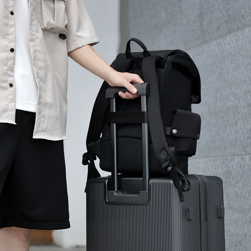 Stylische Multi-Taschen Outdoor-Rucksack Brehn