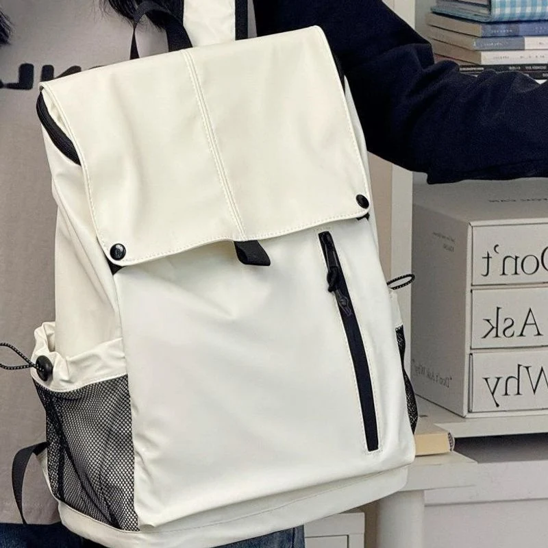 Vielseitiger wasserdichter Rucksack für den Außenbereich Brehn
