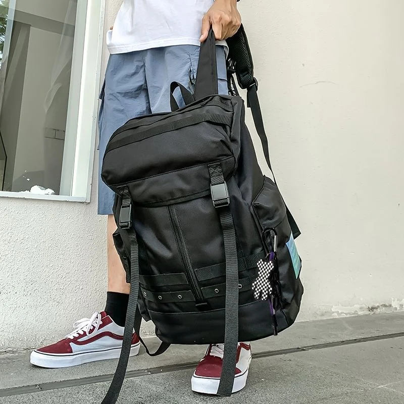 Vielseitiger Outdoor-Reiserucksack Brehn