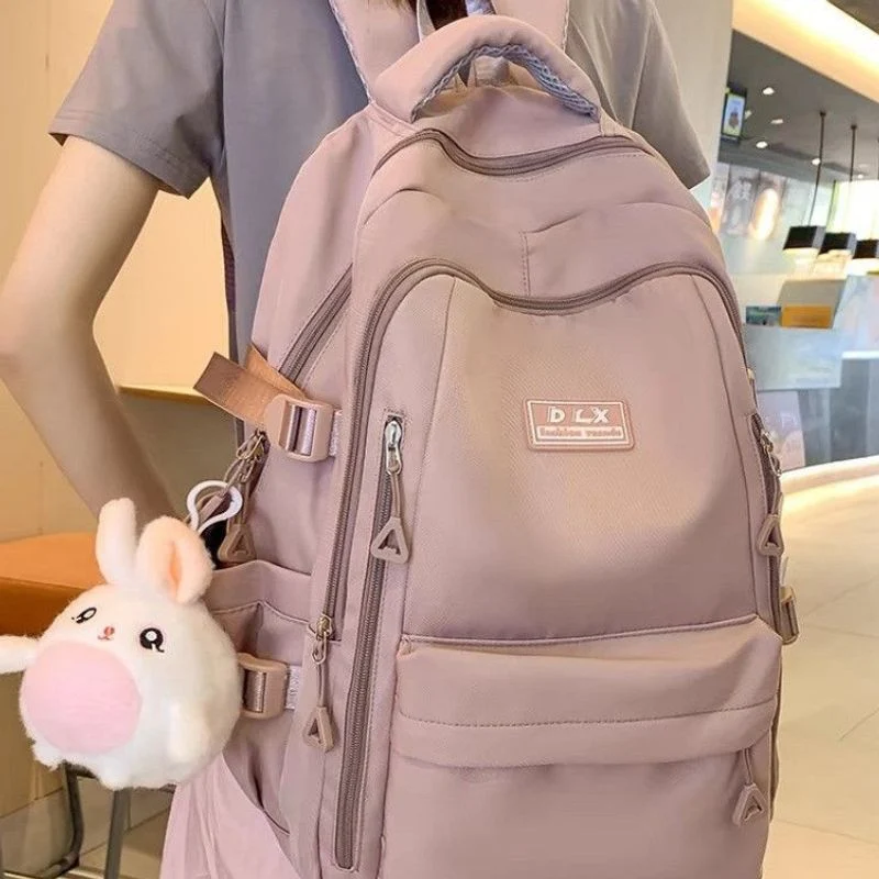 Stylischer Multifunktionsrucksack Brehn