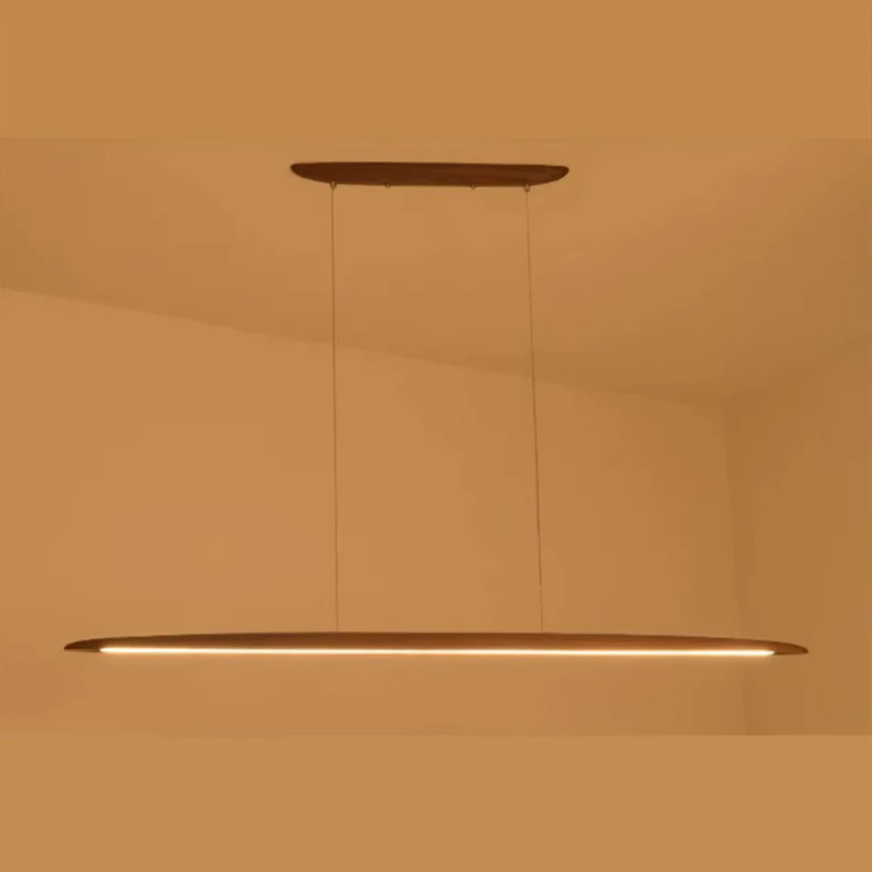 Moderne lineare Pendelleuchte