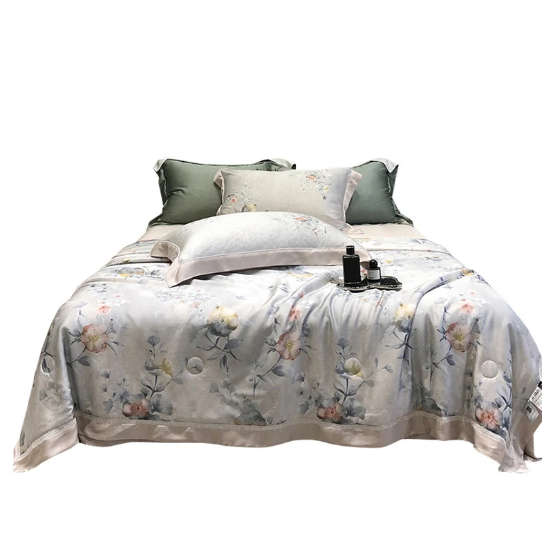 Luxuriöses Baumwollsatin-Bettwäsche-Set mit floralem Aquarellprint und feiner Satinkante
