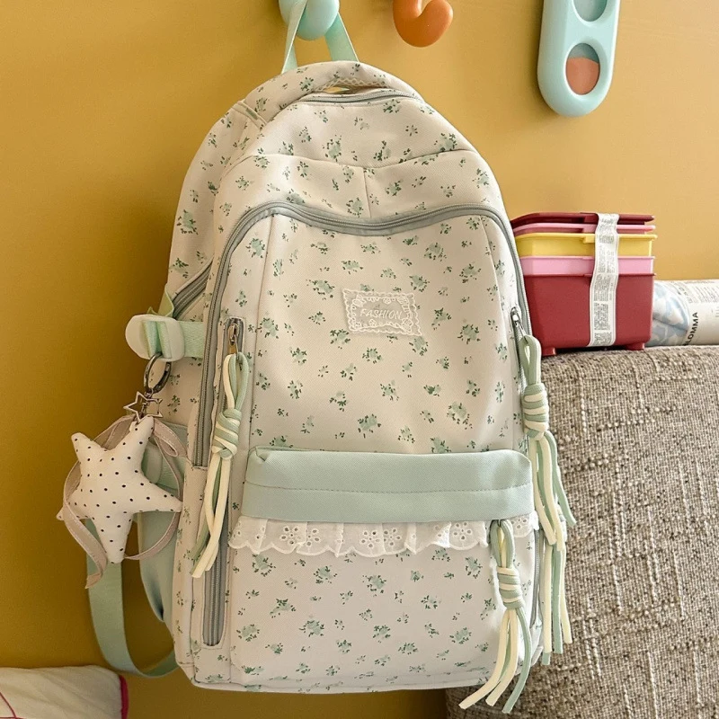 Stylische Blumenmuster-Rucksack Brehn