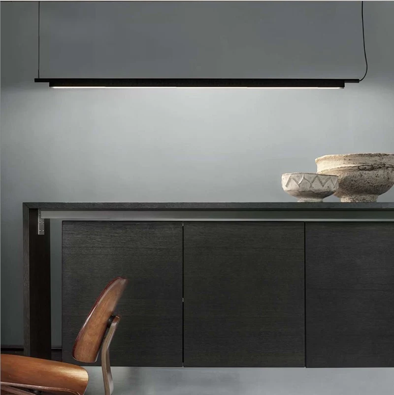 Moderne lineare Pendelleuchte