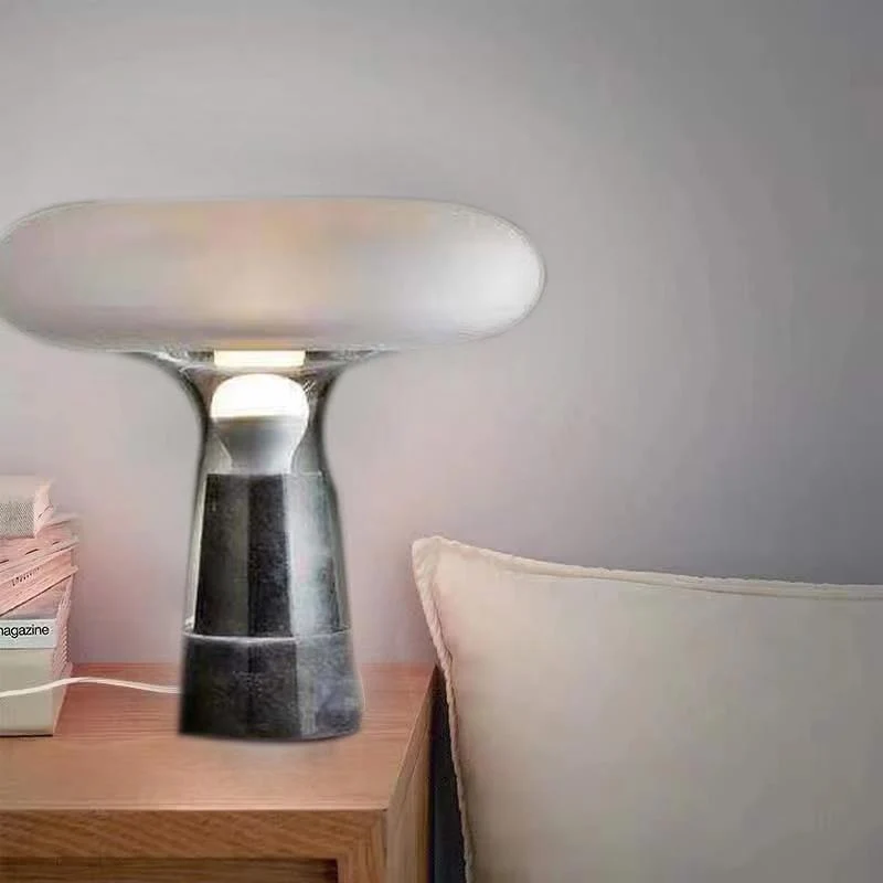 Moderne Glas Tischlampe mit Marmorbasis