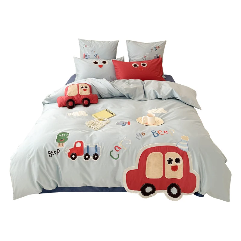 Kinder-Bettbezug-Set mit 3D-Auto-Applikation und besticktem Motiv aus weichgewebtem Baumwollsatin