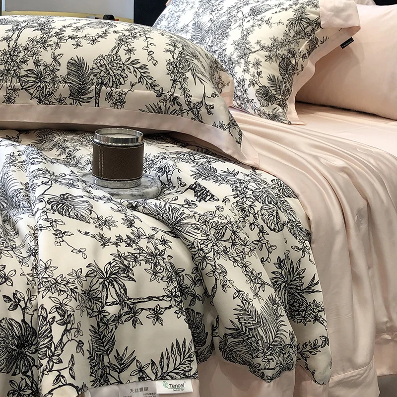 Elegantes Bettwäsche-Set aus hochwertigem Baumwollsatin mit feinem Toile-de-Jouy-Motiv und Satinbordüre