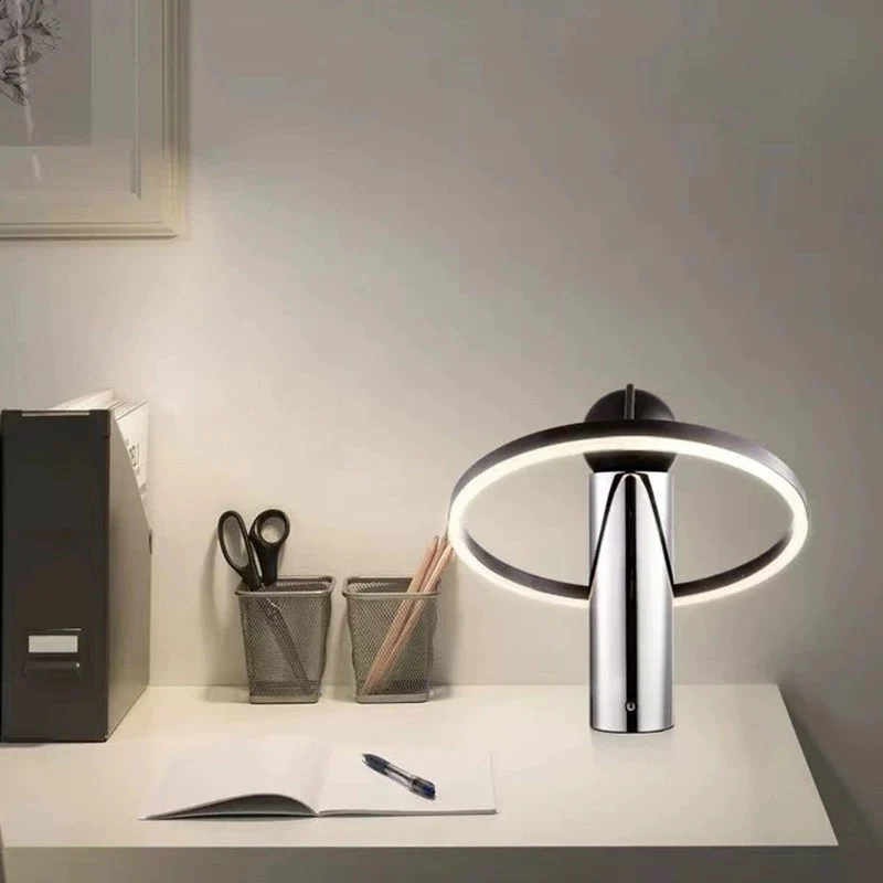 Moderne Geometrische Tischlampe
