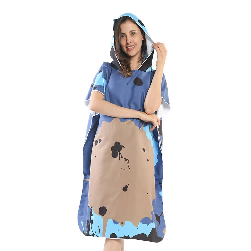 Strandkleid mit Tropenprint Skanto