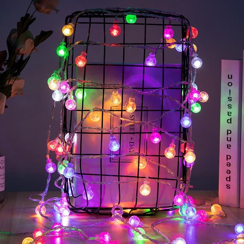 Skanto Kugel-LED-Lichterkette mit wasserdichtem Kupferdraht und strukturierten Klarglasbirnen Skanto