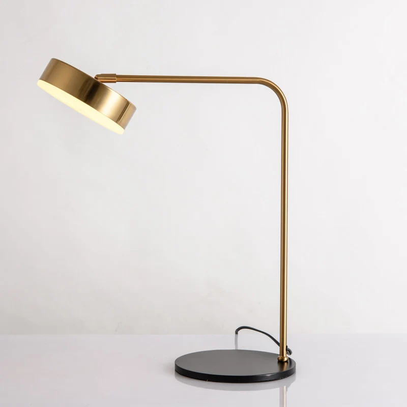 Moderne Stehlampe mit einzigartigem Design