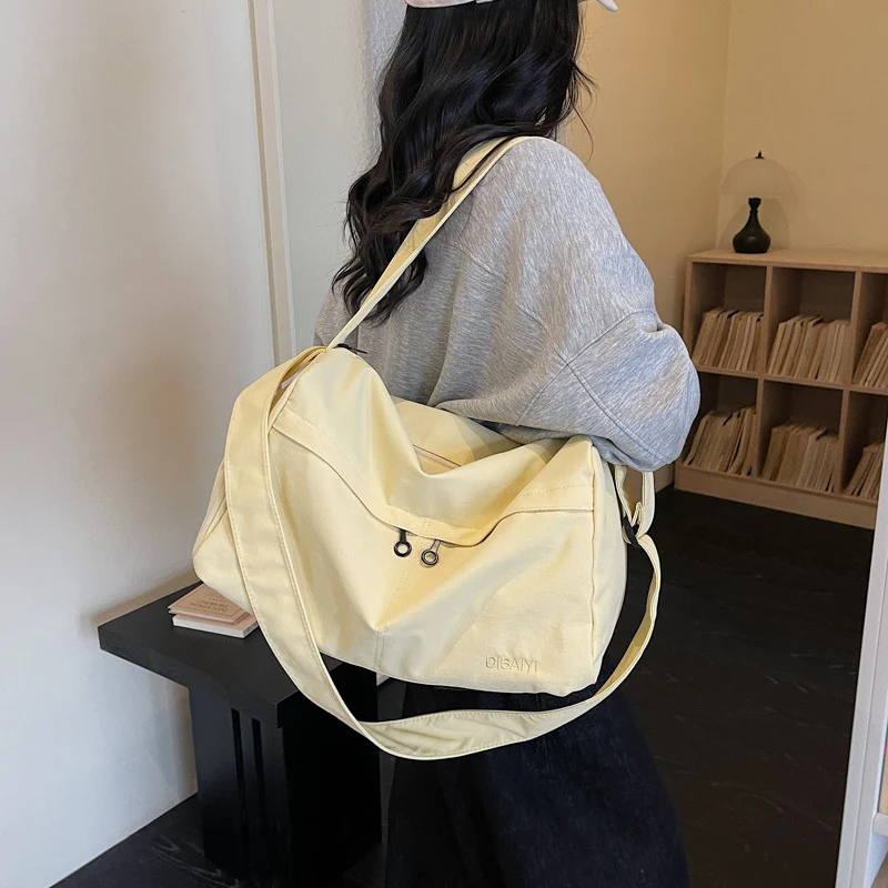Leichtgewichtige multifunktionale Fitness-Duffel-Tasche Brehn