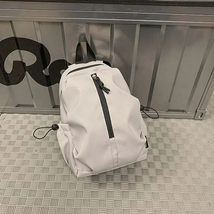 Moderner kompakter Reise-Rucksack Brehn