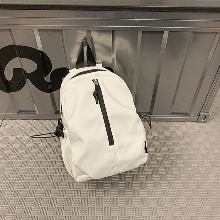 Moderner kompakter Reise-Rucksack Brehn