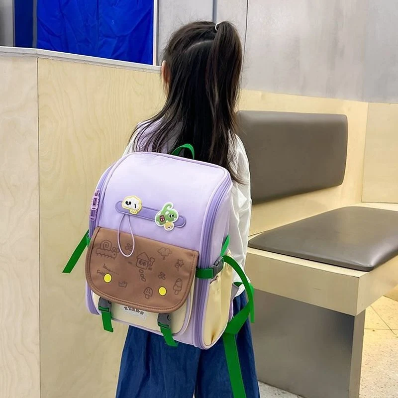 Süßer Cartoon-Charakter Schulrucksack Brehn