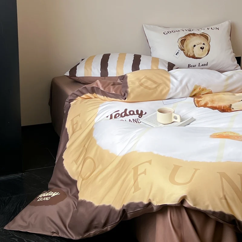 Bettwäsche-Garnitur aus Baumwollsatin mit Teddybär- und Frühstücks-Print