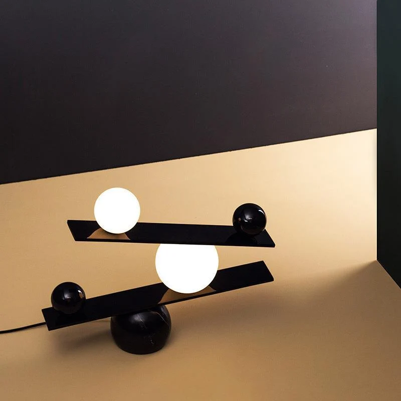 Moderne Dekorative Balance Skulptur