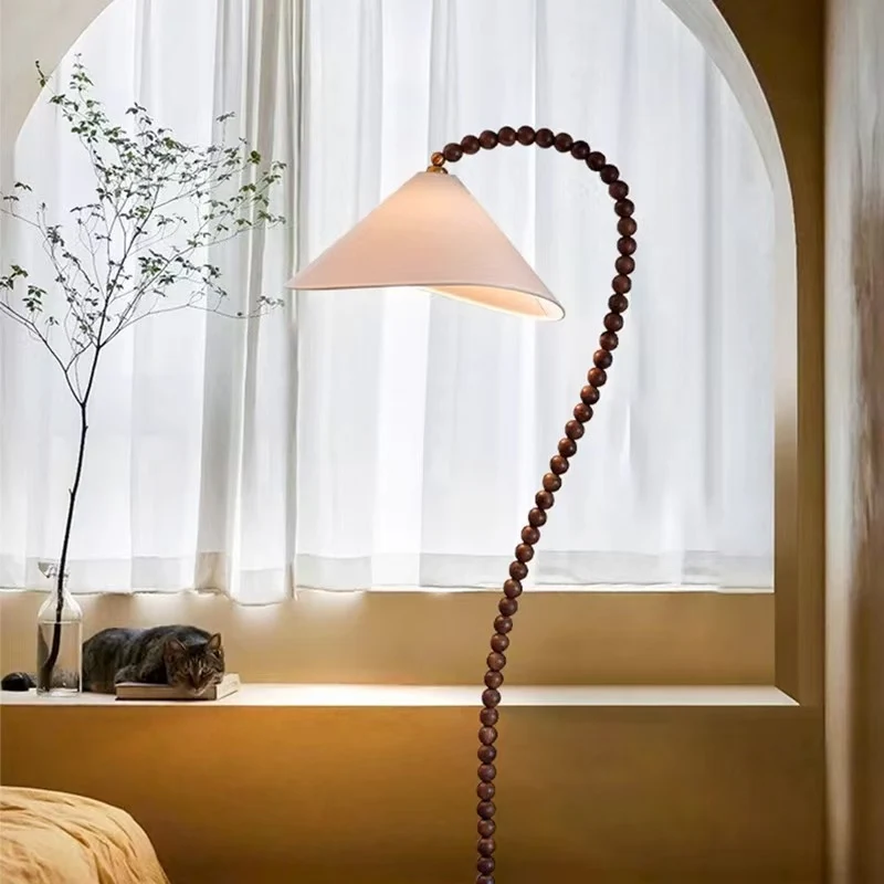 Moderne Kurven Stehlampe