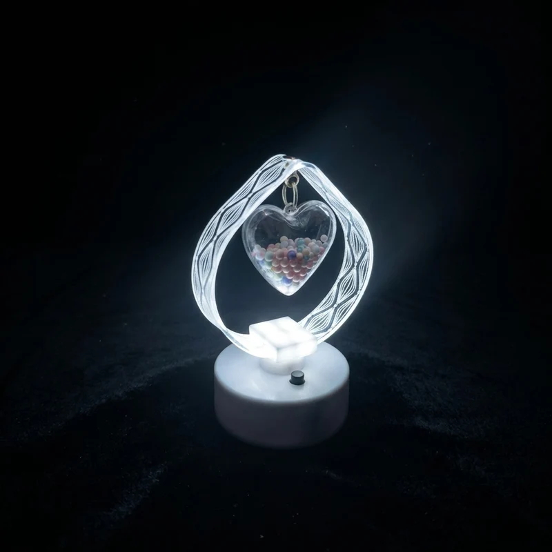 Herzförmige LED Tischlampe