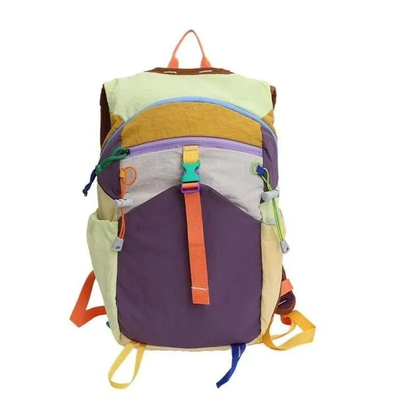 Farbenfroher Mehrfach-Taschen Rucksack Brehn