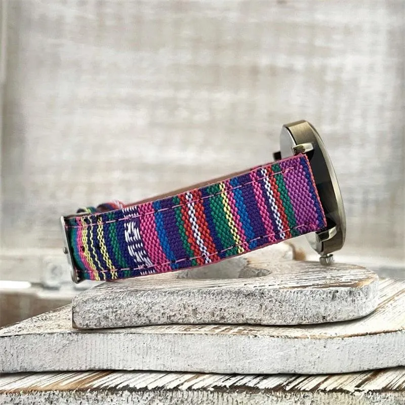 Skanto | mit mehrfarbigem Regenbogenmuster