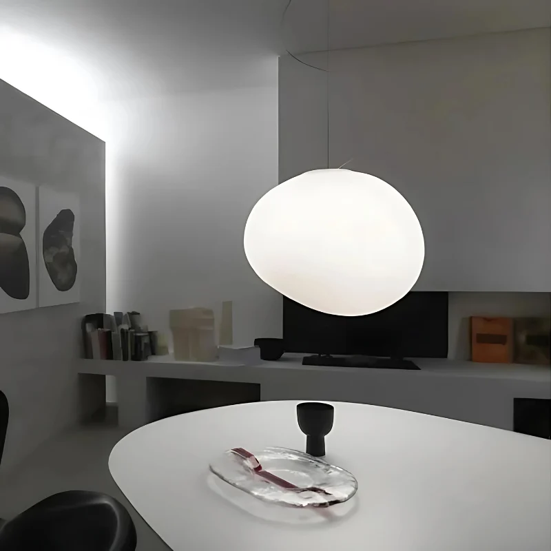 Skanto | Elegante Glas-Kieselstein-Pendelleuchte