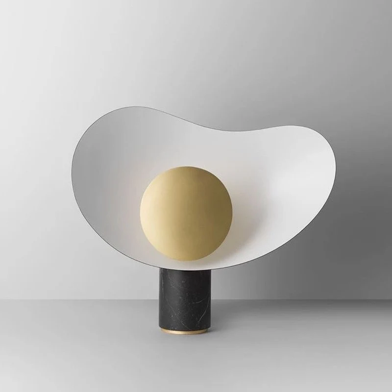 Moderne Künstlerische Wandlampe