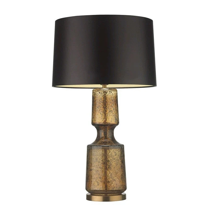 Stilvolle Glastischlampe mit elegantem schwarz Schirm