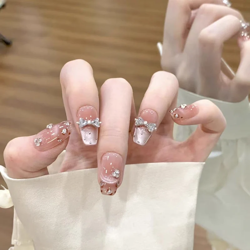 Premium Glänzende Gel Nagelverlängerungen