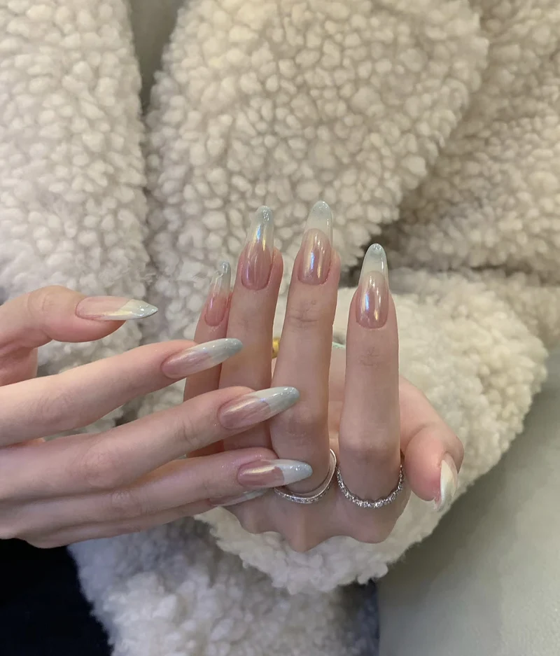 Premium Glänzende Gel Nagelverlängerungen