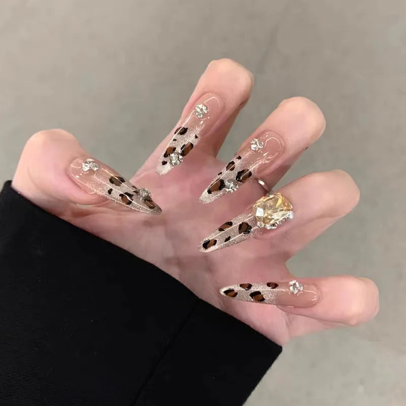 Premium Glänzende Gel Nagelverlängerungen