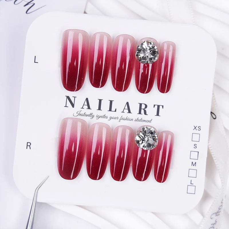 Ombre Glamouröse Nagelverzierungen