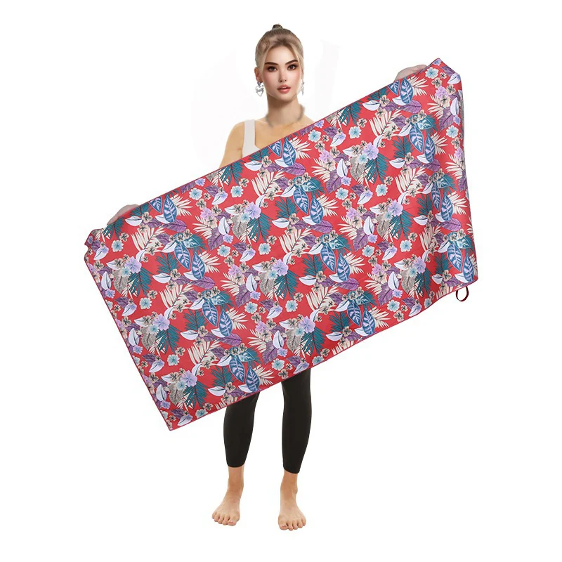 Strandtuch mit lebhaftem Flamingo-Motiv und schnelltrocknendem Material Skanto