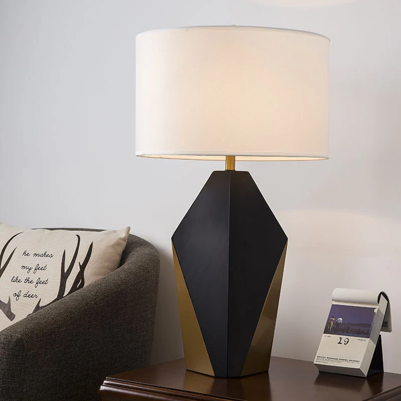 Geometrisches Design Tischlampe
