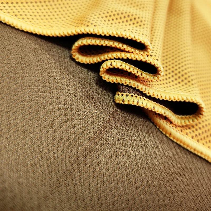 Schnelltrocknendes Sporthandtuch mit atmungsaktivem Mesh-Design Skanto