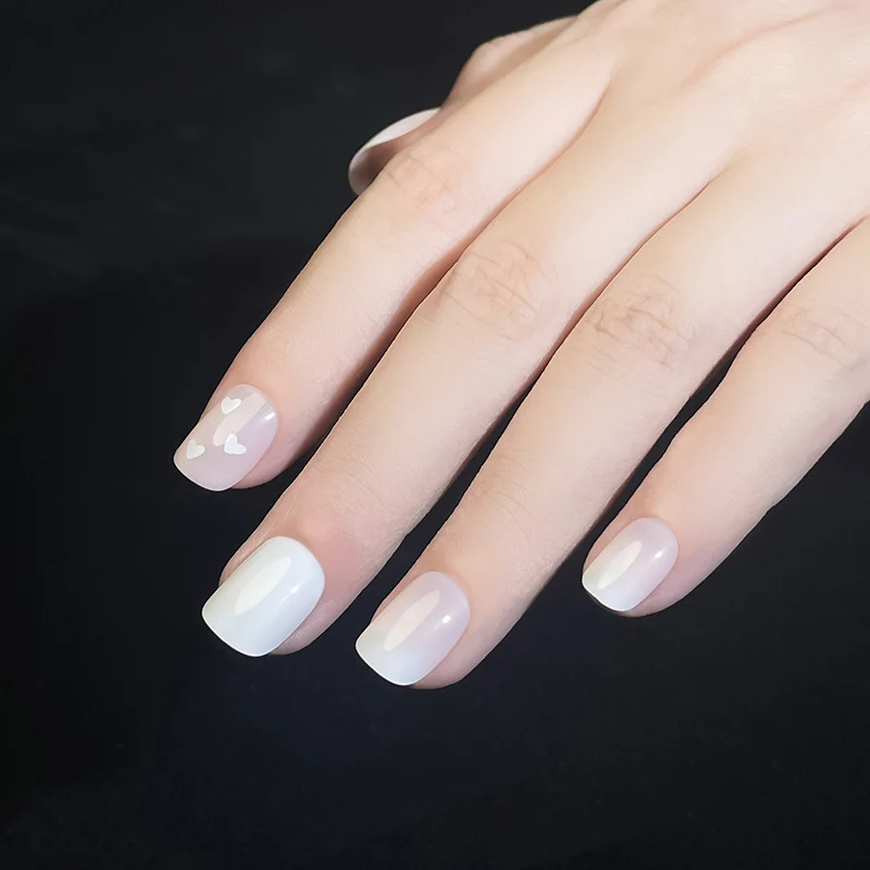 Festliche saisonale Nagelkunstverschönerungen
