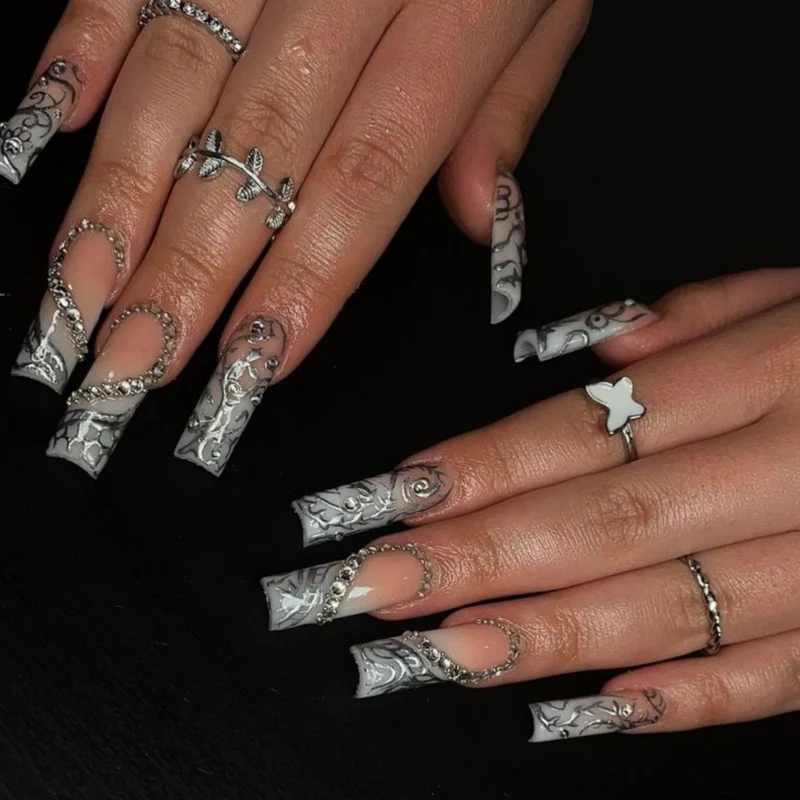 Glamouröse Acryl-Nägel Kunst Erweiterungen
