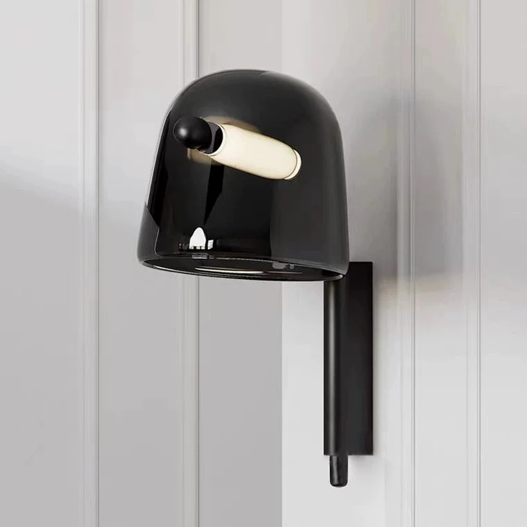 Moderne Wandleuchte mit einstellbarer Lichtdirection