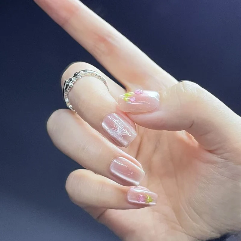 Dekorative florale Gel-Nagelverstärkungen