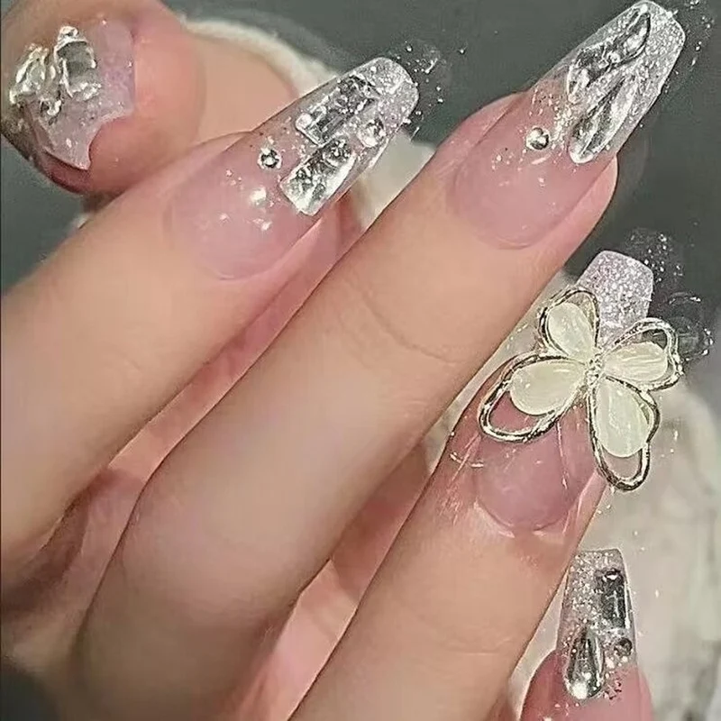 Schmetterling-inspirierte Stiletto Press-On Nägel