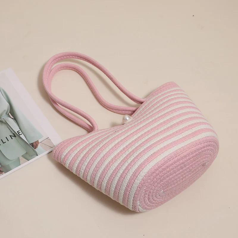 Trendige Handtasche mit stylischen Streifen Skanto