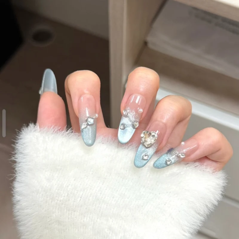 Künstlerische Blumendruck-Nägel