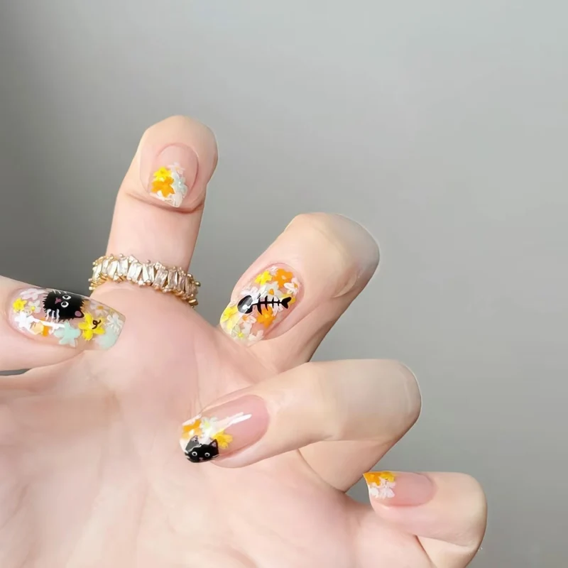 Künstlerisches Floral Press-On Nagel Set