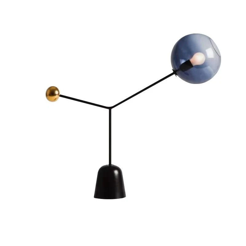 Künstlerische Tischlampe