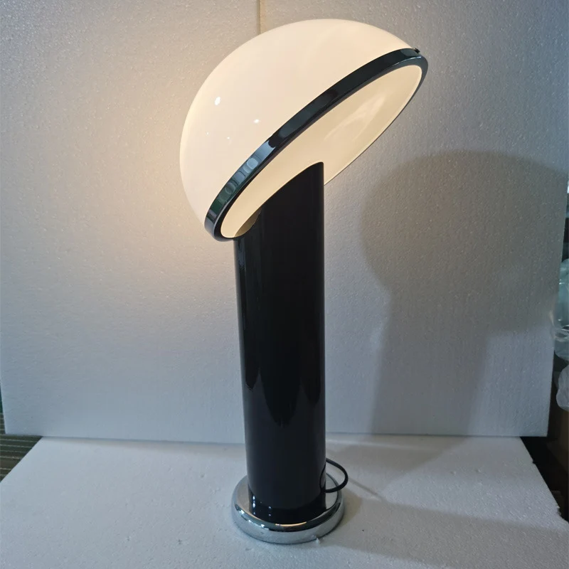 Moderne Halbkreis Stehlampe