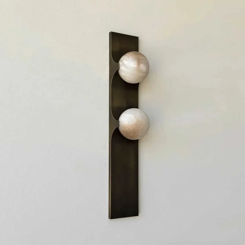 Moderne skulpturale Wandleuchte